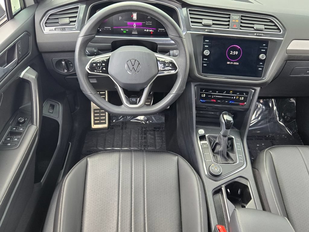 Certified 2024 Volkswagen Tiguan SE R-Line AWD/4WD image 13