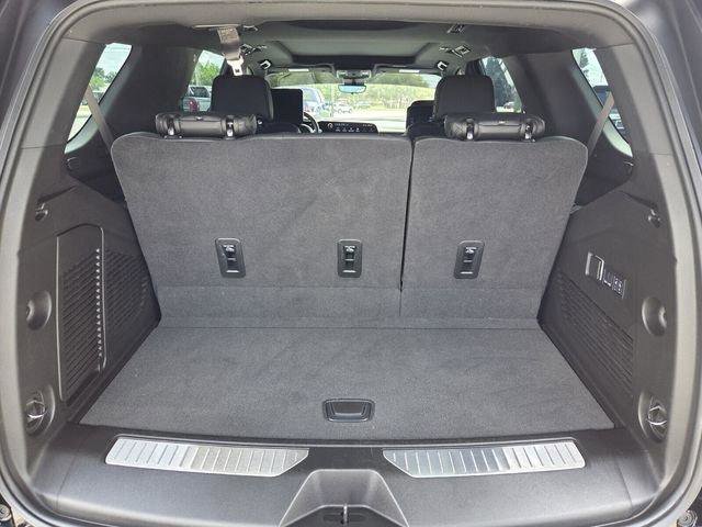Used 2025 Chevrolet Tahoe High Country image 14