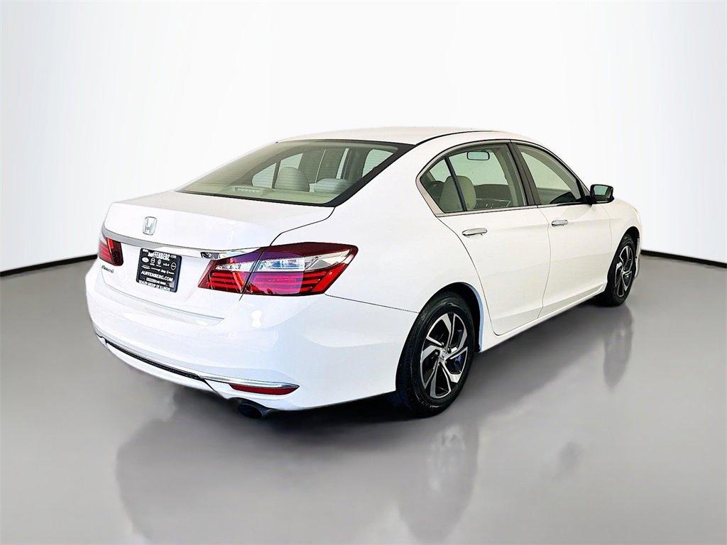 Used 2017 Honda Accord LX image 7