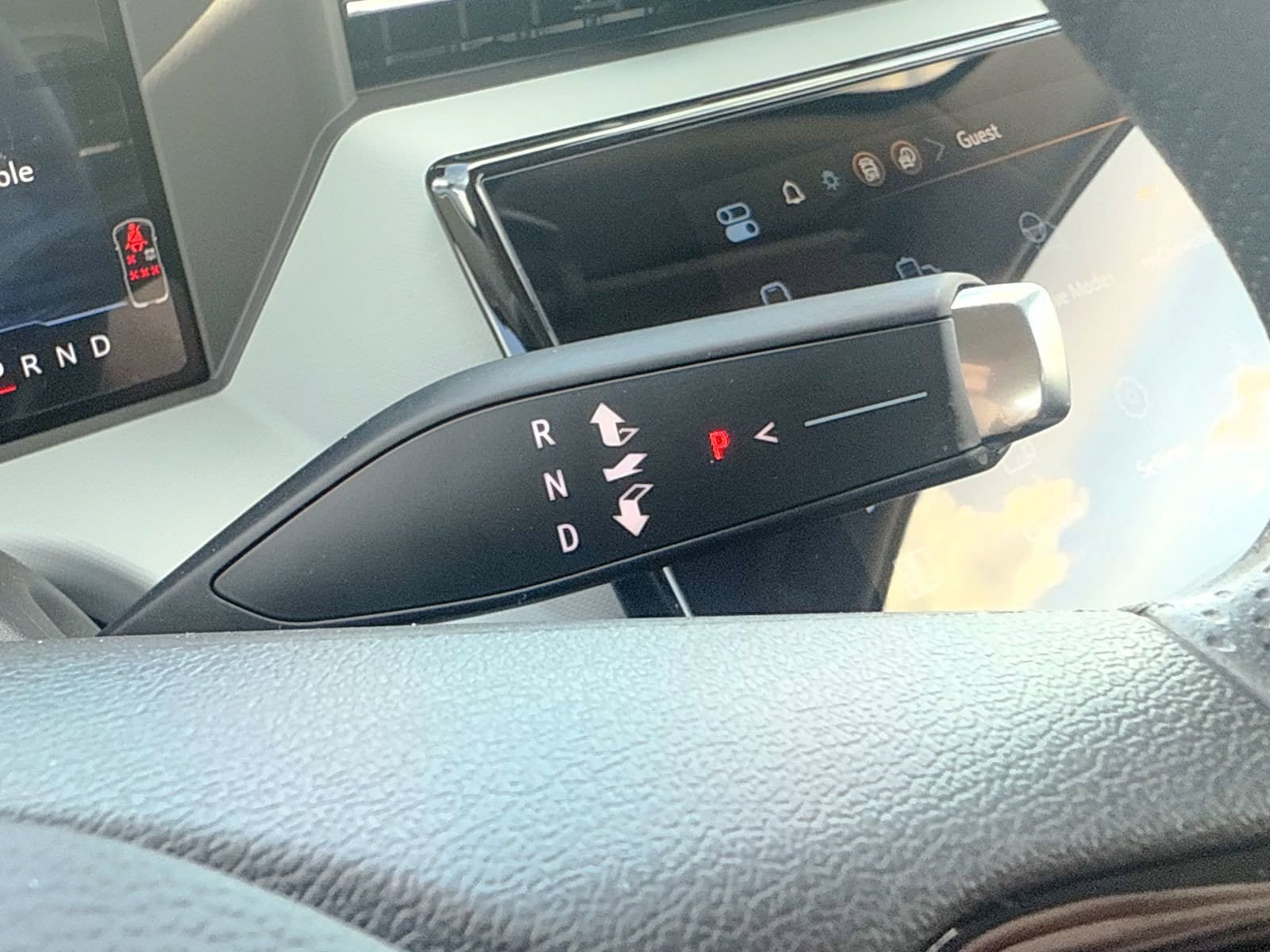 New 2027 Chevrolet Bolt LT w/ LPO, All-Weather Package FWD image 31