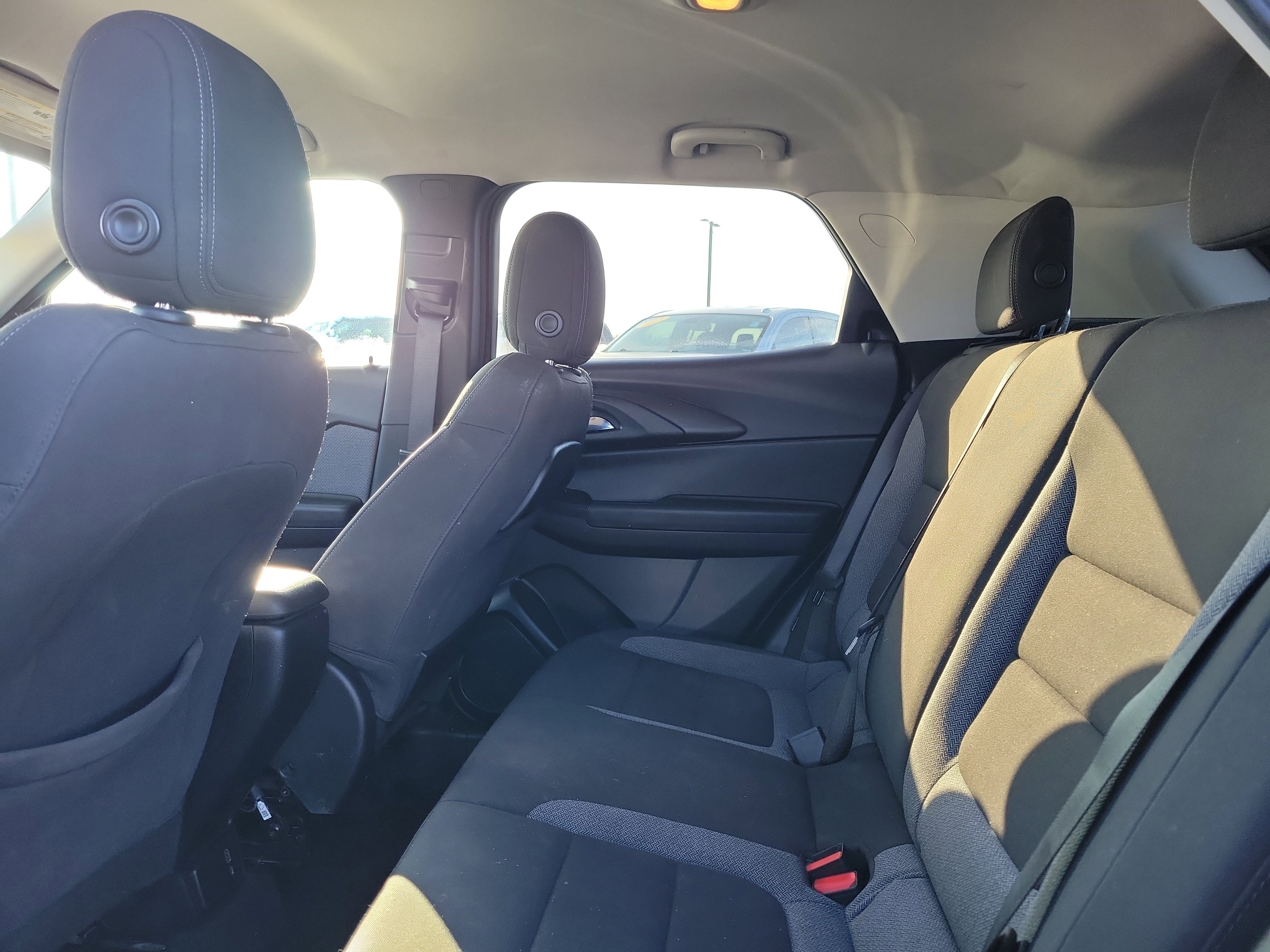 Used 2021 Chevrolet TrailBlazer LT w/ Convenience Package image 11