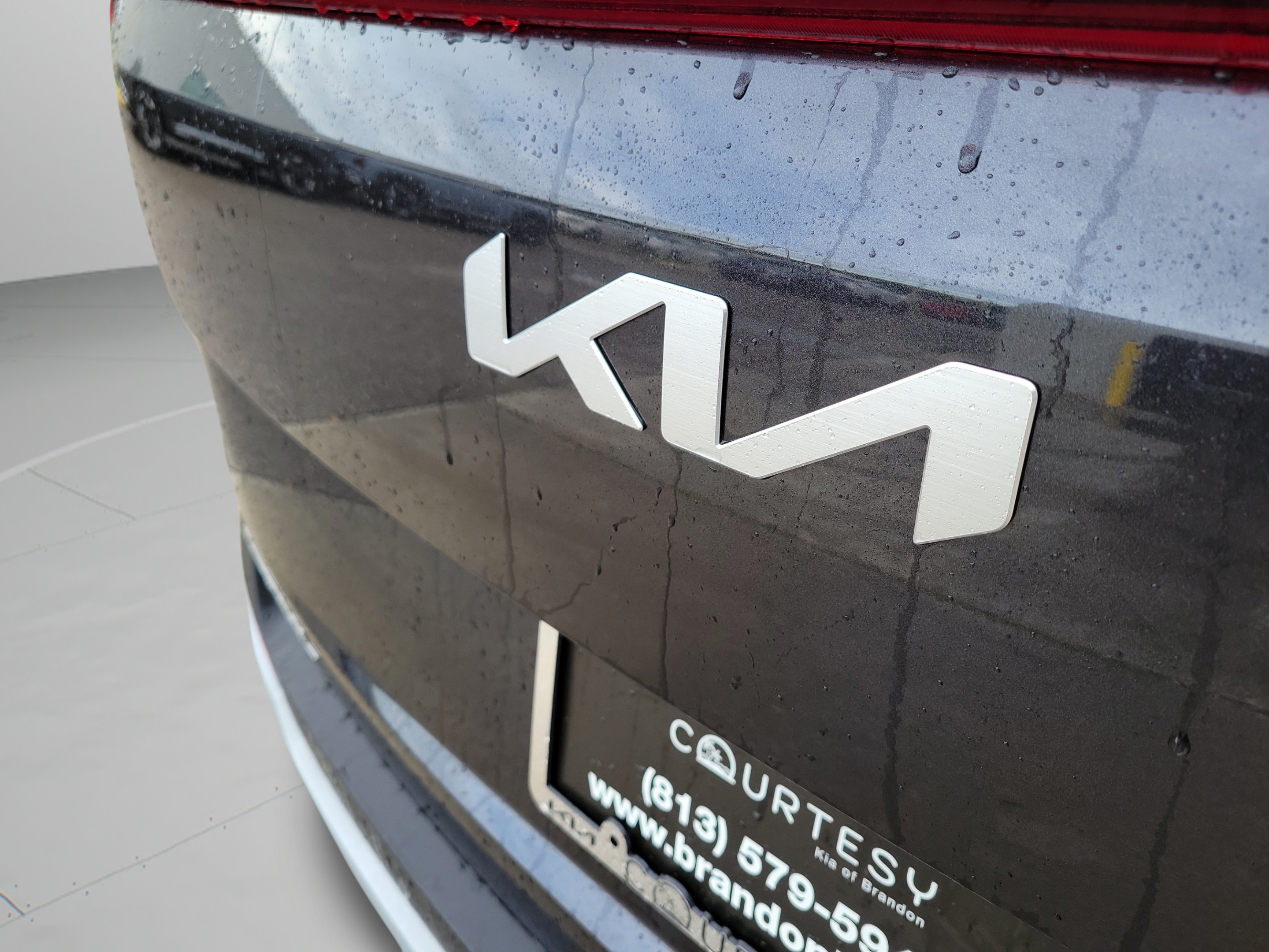 Certified 2026 Kia Carnival FWD image 30