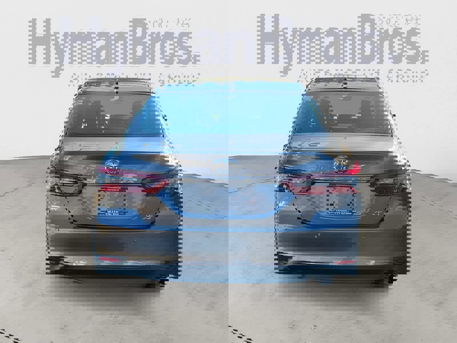 Used 2021 Toyota Camry XLE w/ Navigation Package image 4