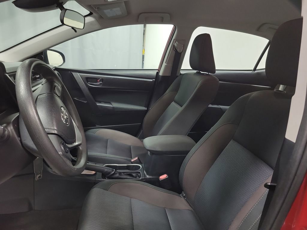 Used 2018 Toyota Corolla LE w/ Carpet Mat Package (TMS) image 12