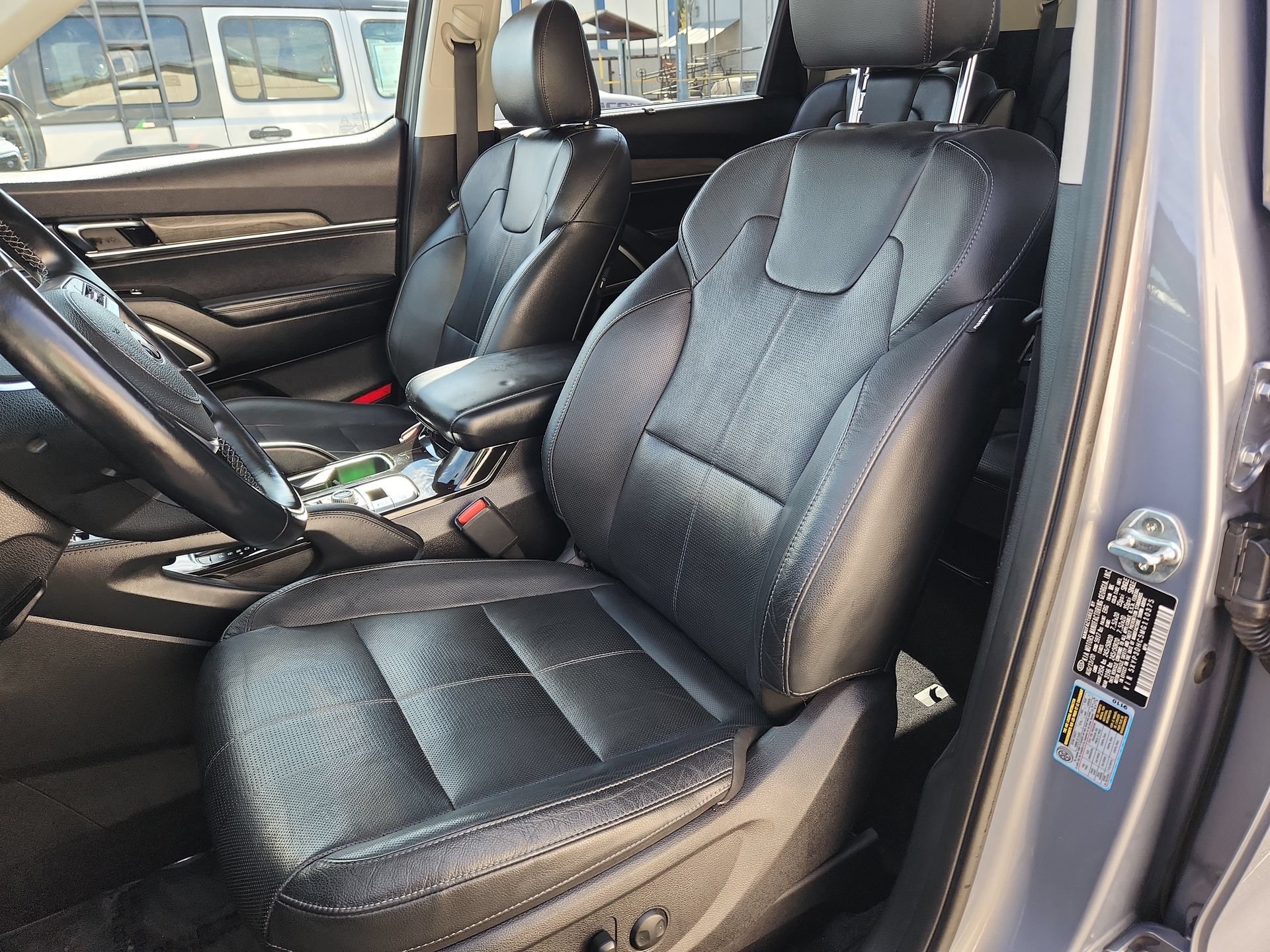 Used 2021 Kia Telluride EX w/ EX Premium Package AWD/4WD image 13