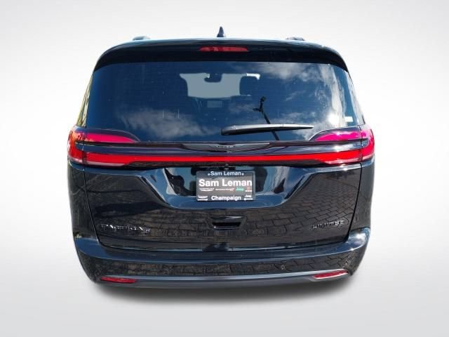New 2026 Chrysler Pacifica Limited w/ S Appearance Package image 23