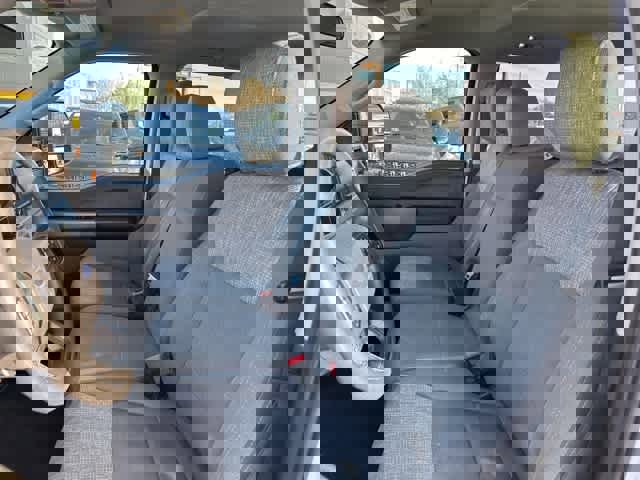 Used 2024 Ford F250 XLT image 2