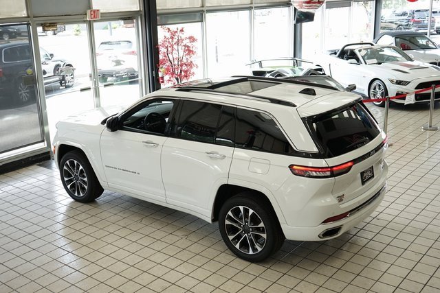 Used 2023 Jeep Grand Cherokee Overland image 59