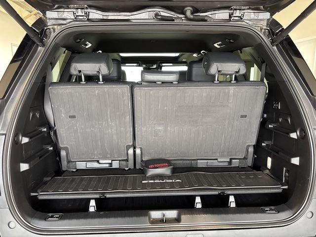 Used 2026 Toyota Sequoia Platinum AWD/4WD image 23