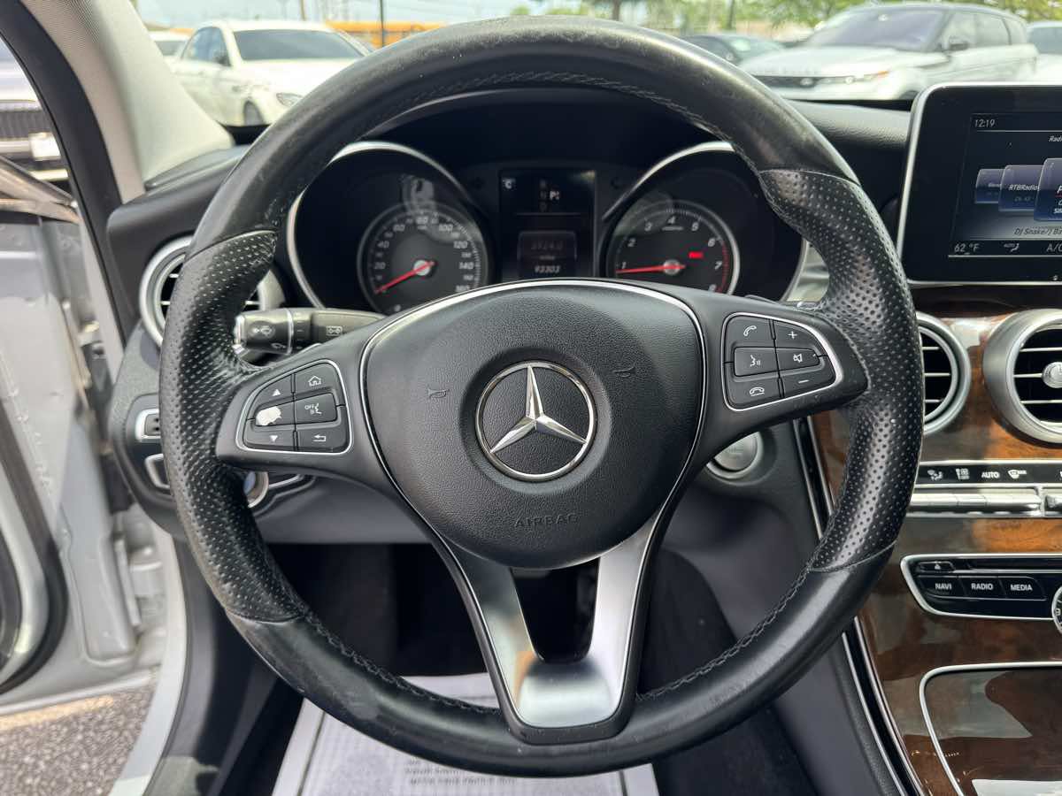 Used 2016 Mercedes-Benz C 300 4MATIC Sedan image 12