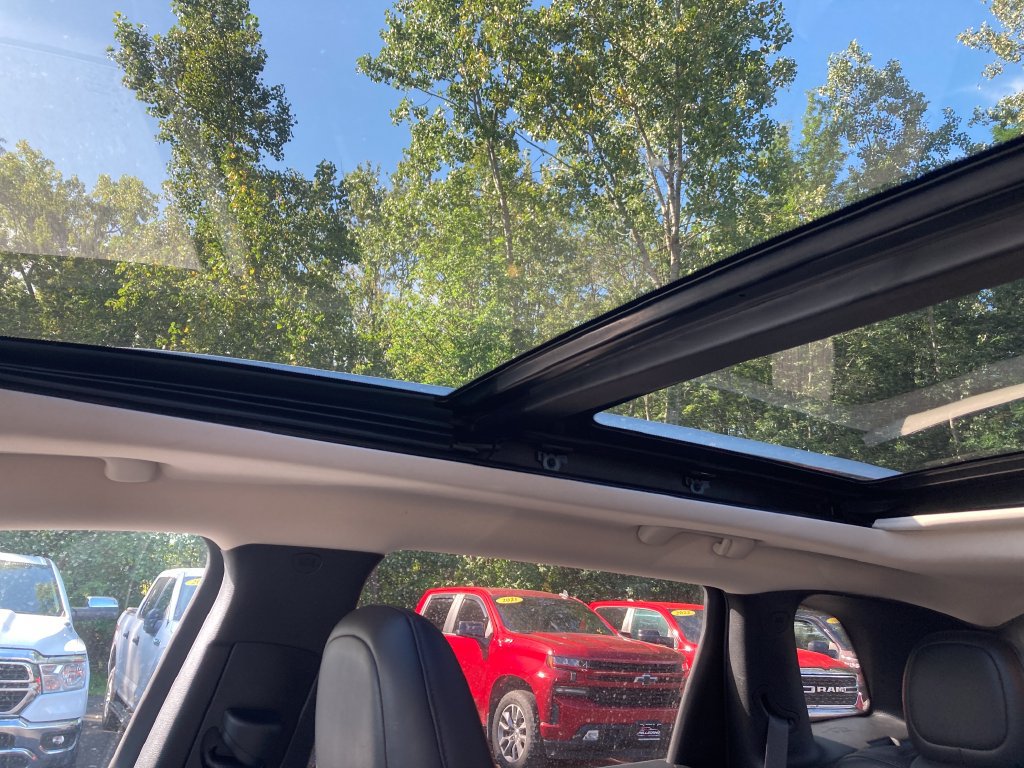 Used 2016 Jeep Cherokee Limited AWD/4WD image 25