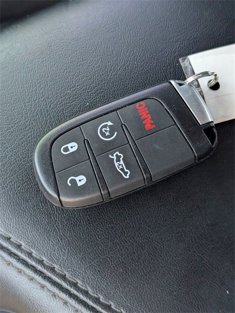 Used 2022 Dodge Challenger R/T w/ Plus Package image 30