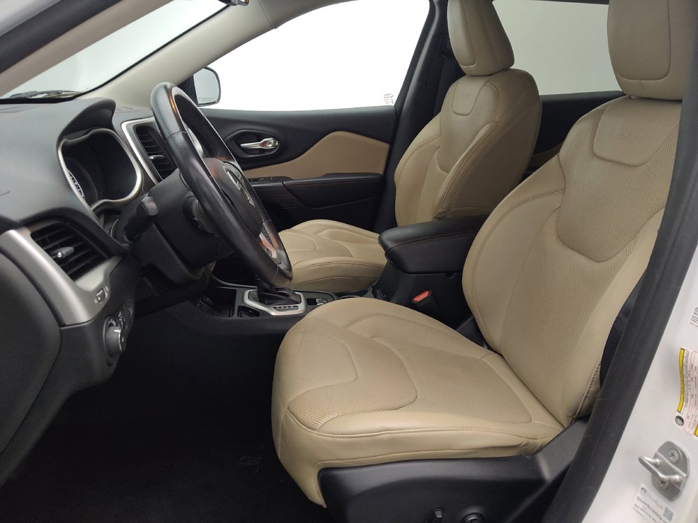 Used 2015 Jeep Cherokee Limited w/ Luxury Group FWD image 17