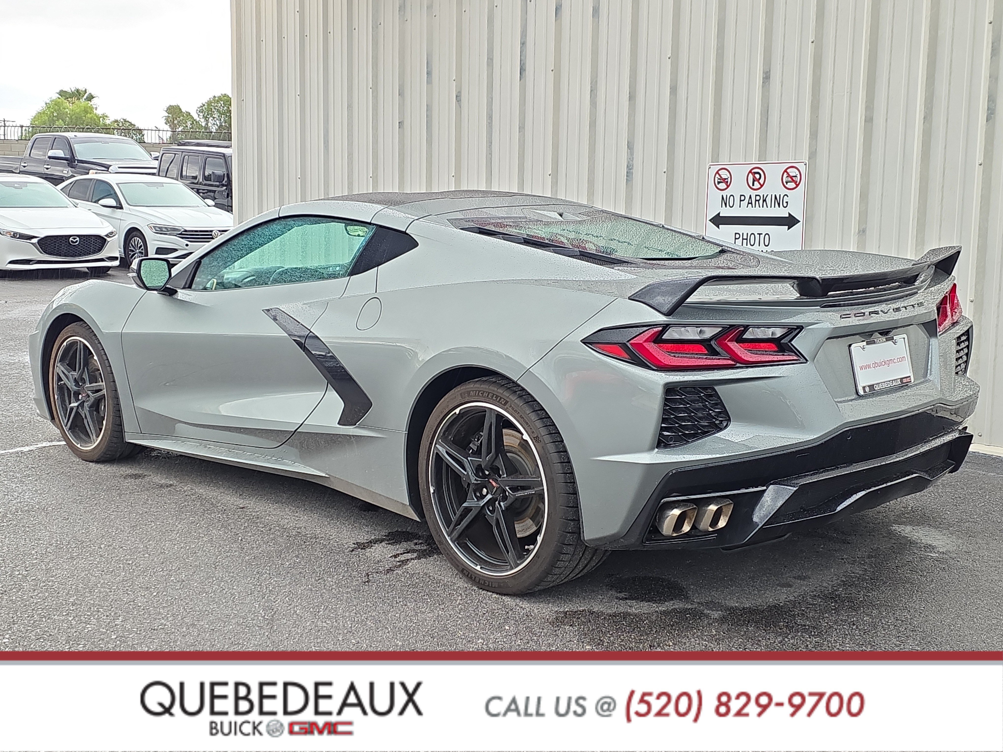 Used 2022 Chevrolet Corvette Stingray Premium Cpe w/ Z51 Performance Package RWD image 5
