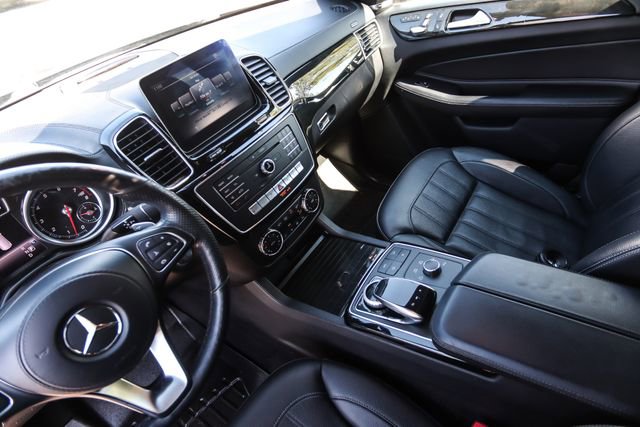 Used 2017 Mercedes-Benz GLS 450 4MATIC image 11