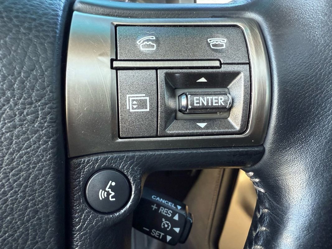 Used 2011 Lexus GX 460 image 32