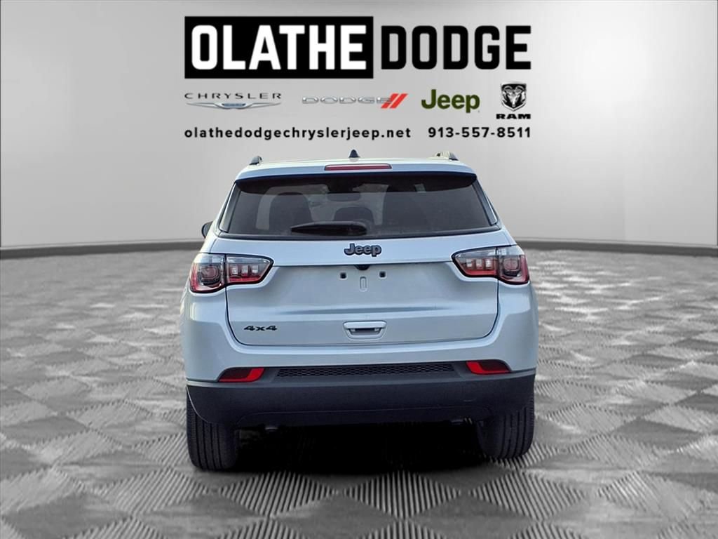 New 2026 Jeep Compass Latitude image 23