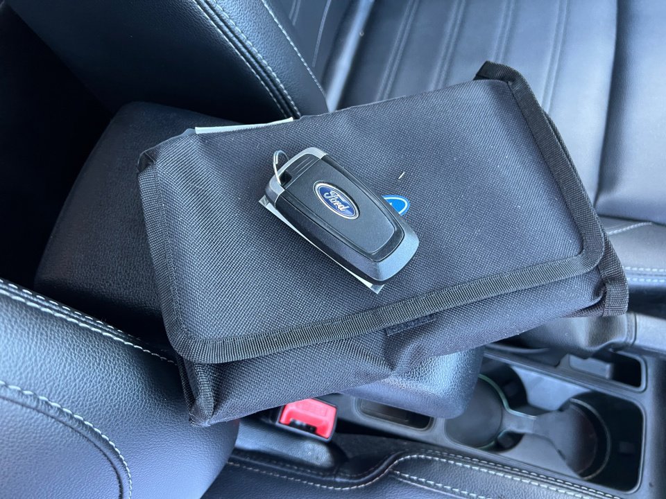 Used 2021 Ford EcoSport Titanium image 36