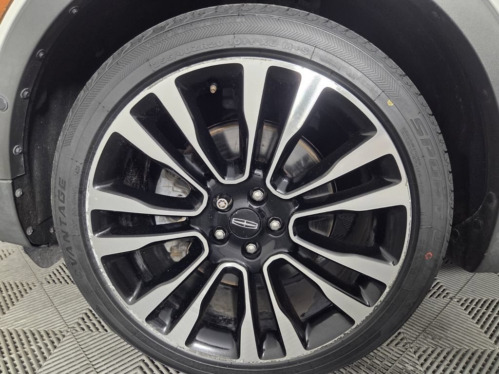 Used 2019 Lincoln MKC Reserve AWD/4WD image 9