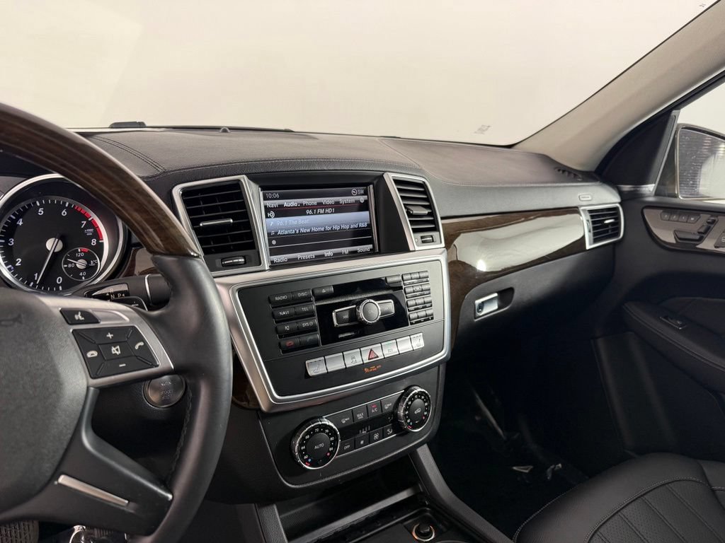 Used 2016 Mercedes-Benz GL 450 4MATIC w/ Premium I Package image 23