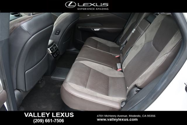Certified 2024 Lexus RX 450h AWD w/ Convenience Package image 11