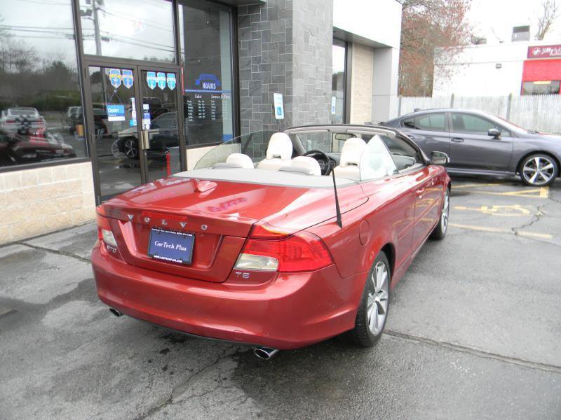 Used 2012 Volvo C70 T5 w/ Climate Pkg FWD image 6