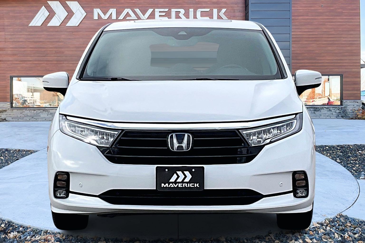 Used 2023 Honda Odyssey Touring image 2