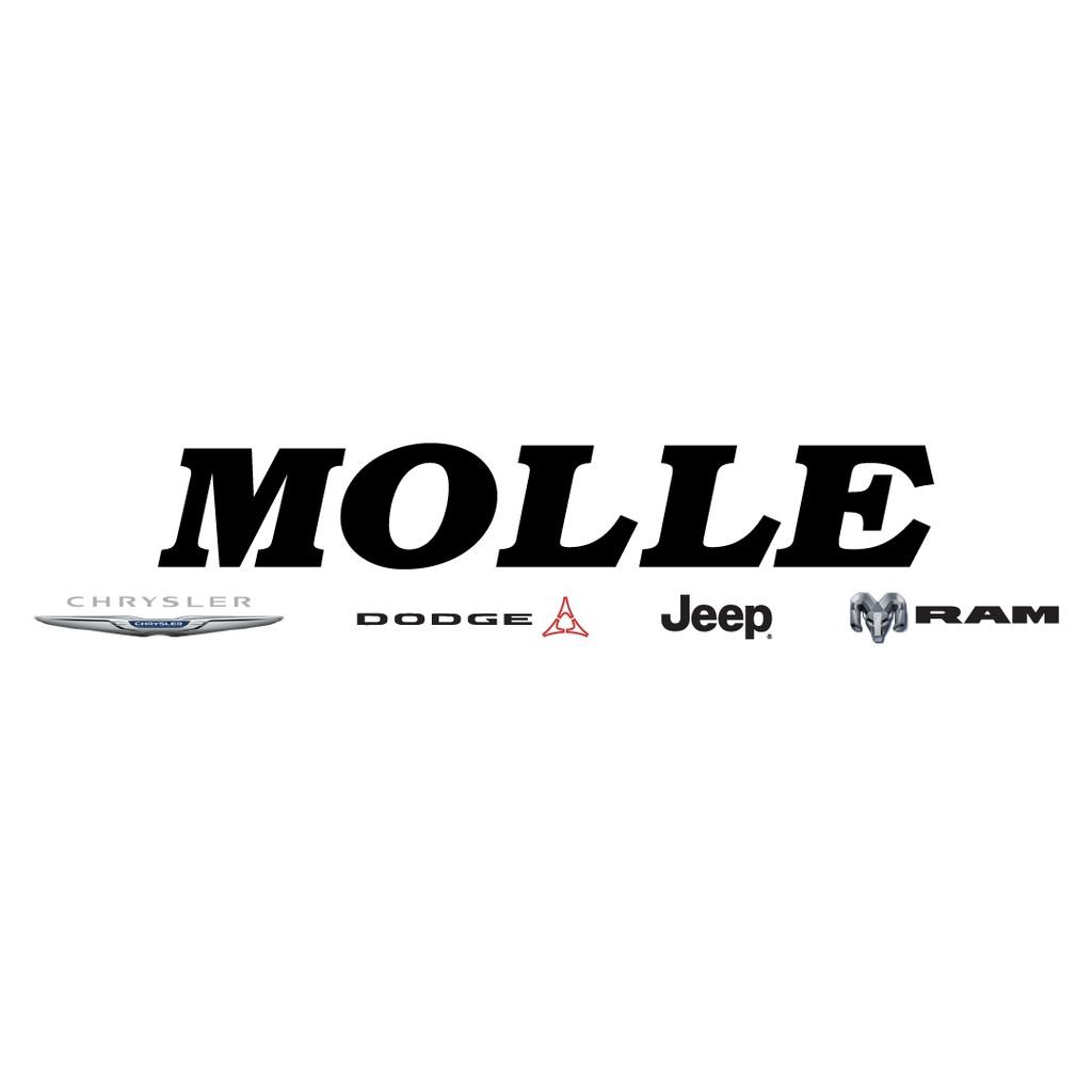 Used 2023 Volvo XC40 B5 Plus AWD/4WD image 2