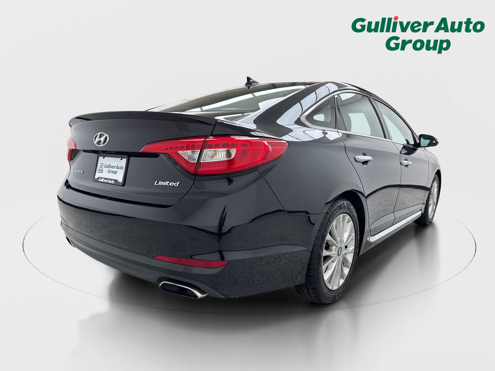 Used 2015 Hyundai Sonata Limited w/ Option Group 05 FWD image 8