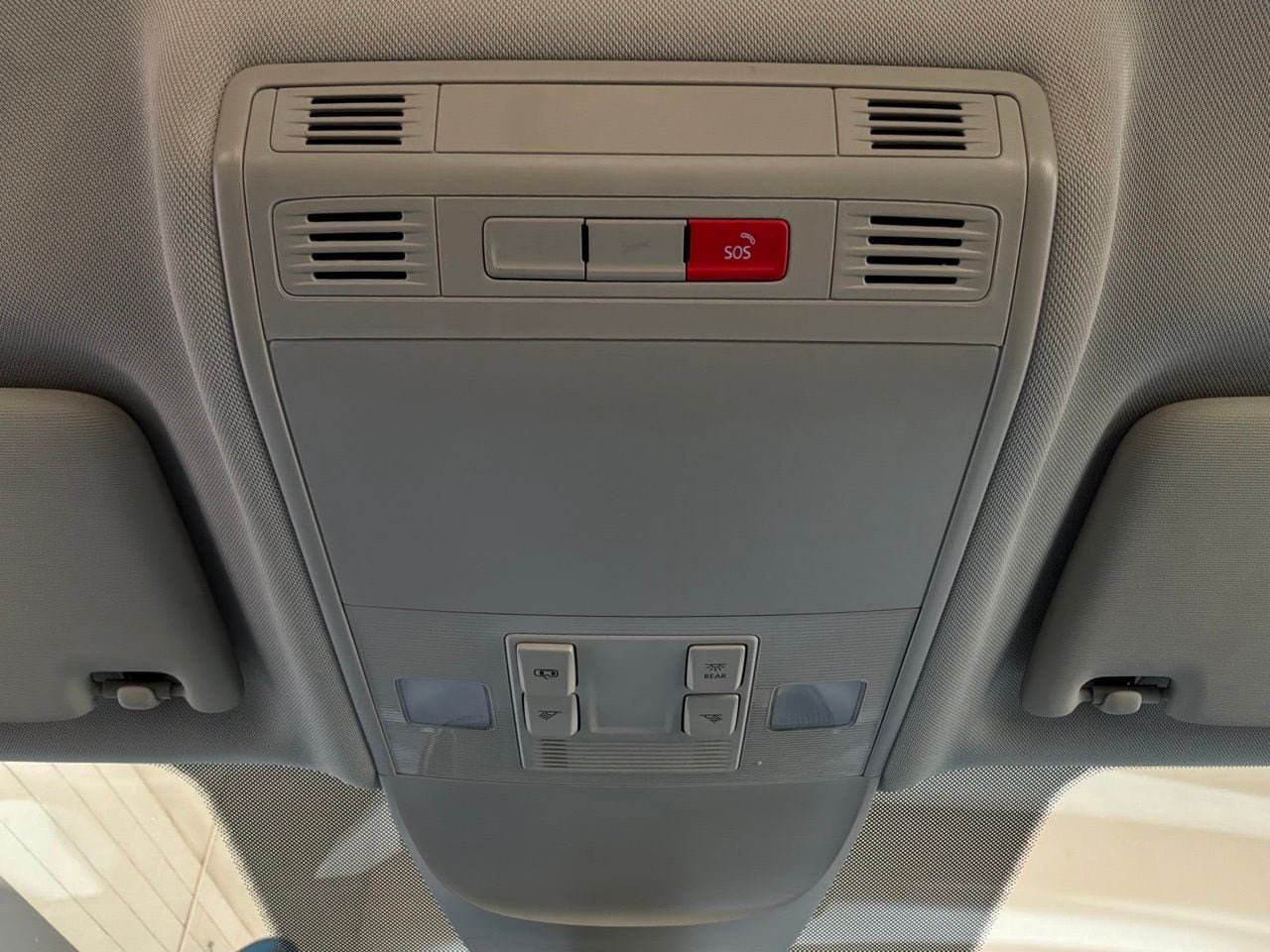 Used 2025 Volkswagen Taos S FWD image 15