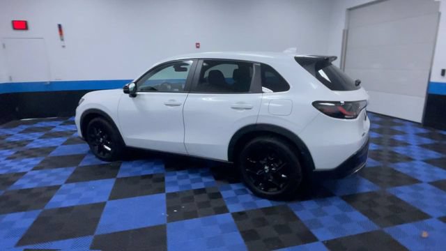 Used 2024 Honda HR-V Sport image 6
