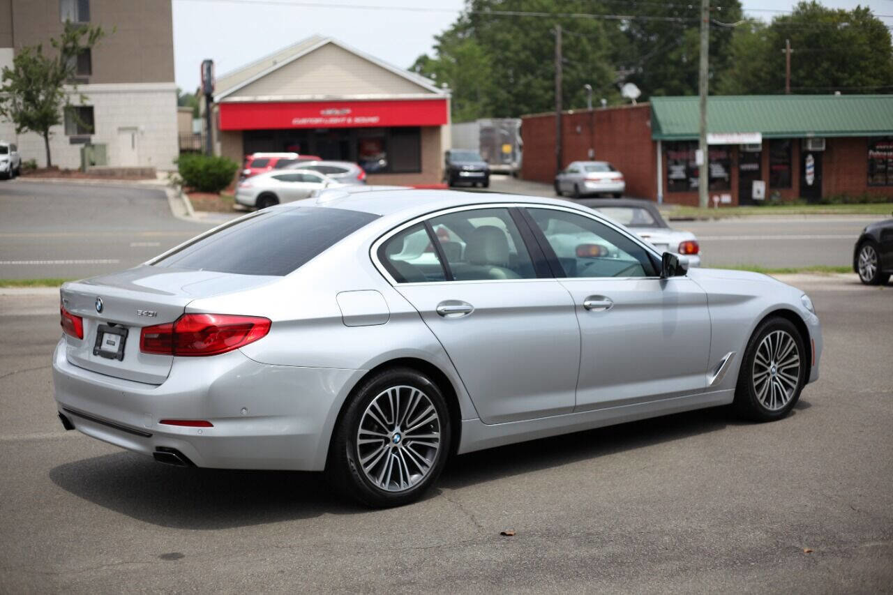 Used 2017 BMW 540i xDrive image 8