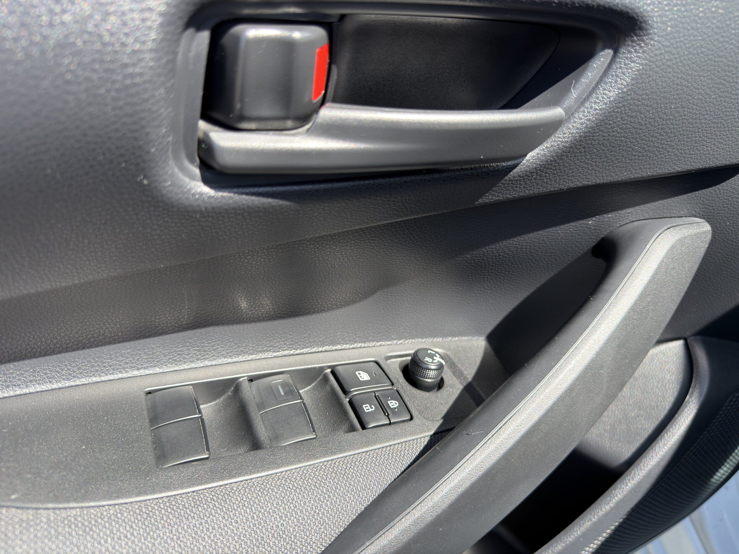 Used 2024 Toyota Corolla LE FWD image 24