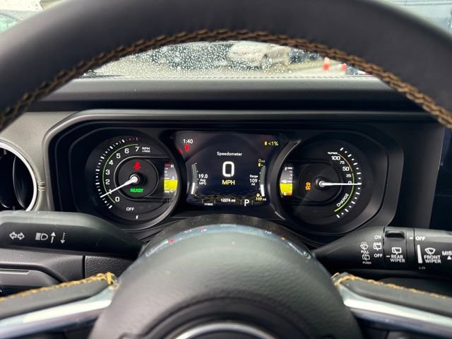 Used 2024 Jeep Wrangler High Altitude image 18