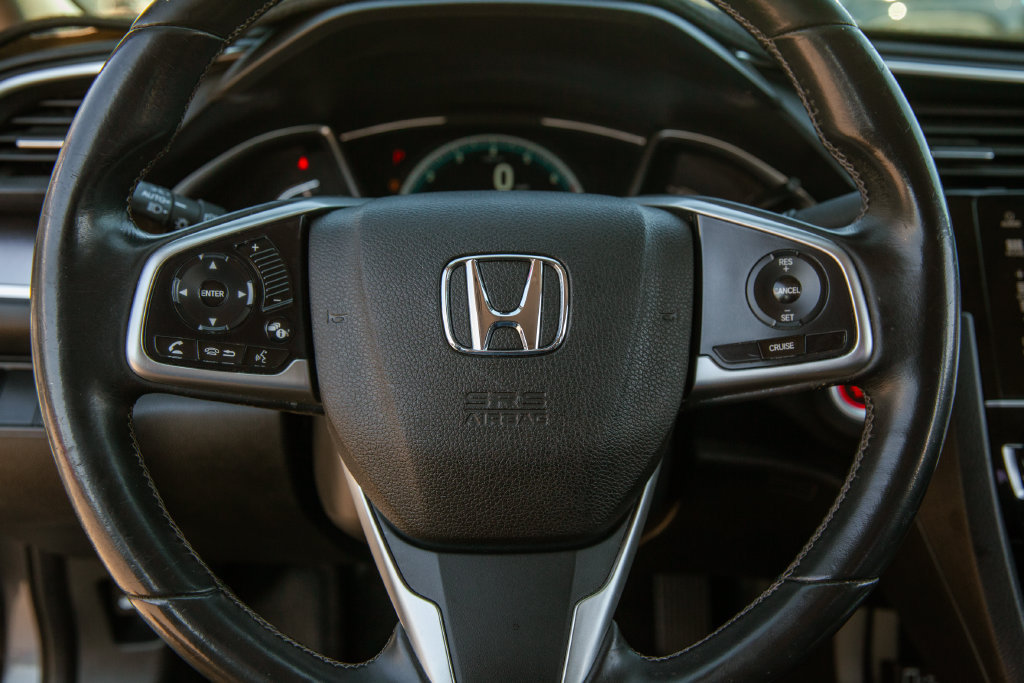 Used 2018 Honda Civic EX-L image 17