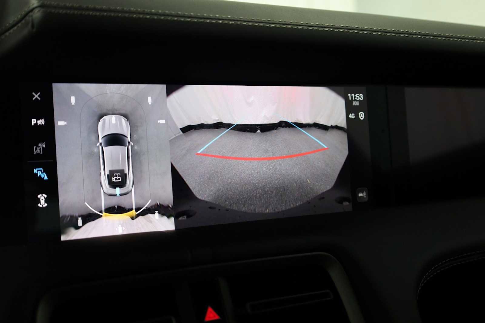 New 2025 Porsche Taycan Turbo image 32