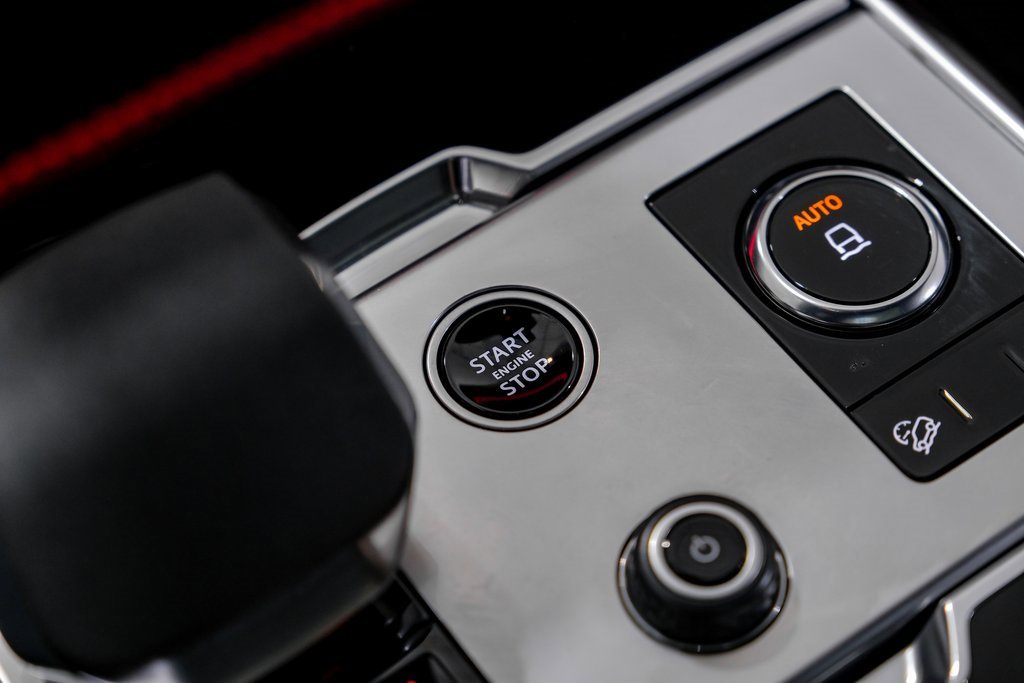Used 2023 Land Rover Range Rover SE image 19