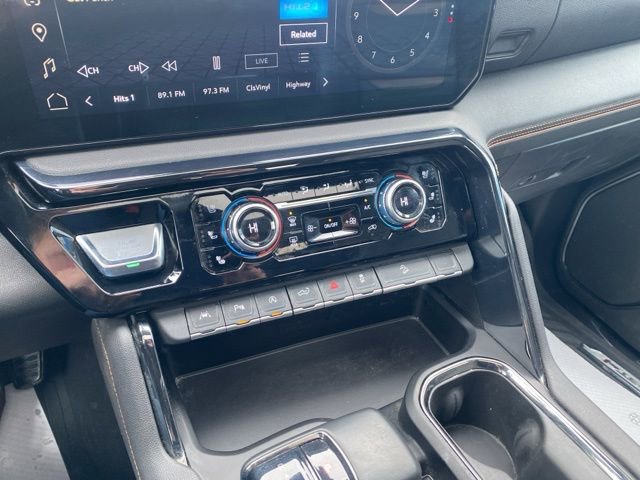 Used 2024 GMC Sierra 1500 AT4 w/ Technology Package image 13