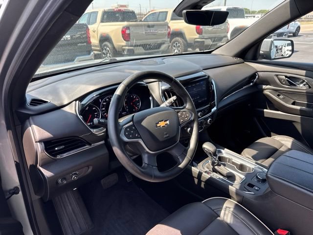 Used 2023 Chevrolet Traverse Premier AWD/4WD image 11
