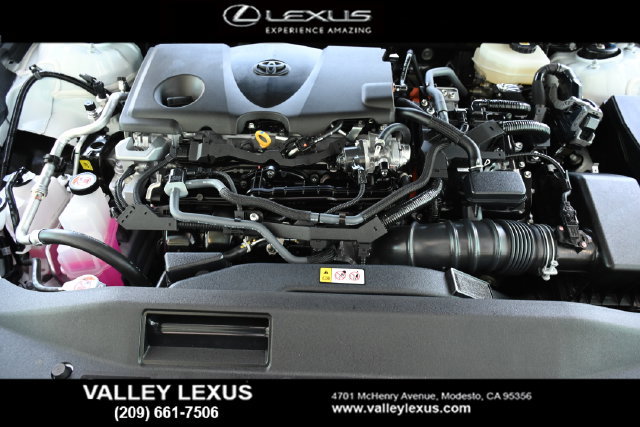 Used 2025 Toyota Camry SE FWD image 21