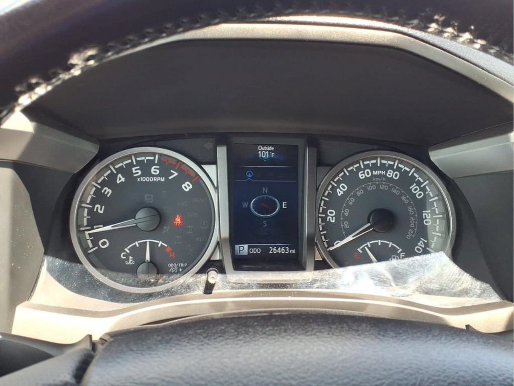 Used 2021 Toyota Tacoma Limited AWD/4WD image 23