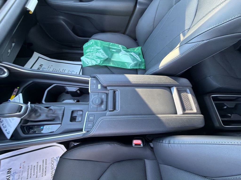 Used 2026 Toyota Grand Highlander Limited image 27