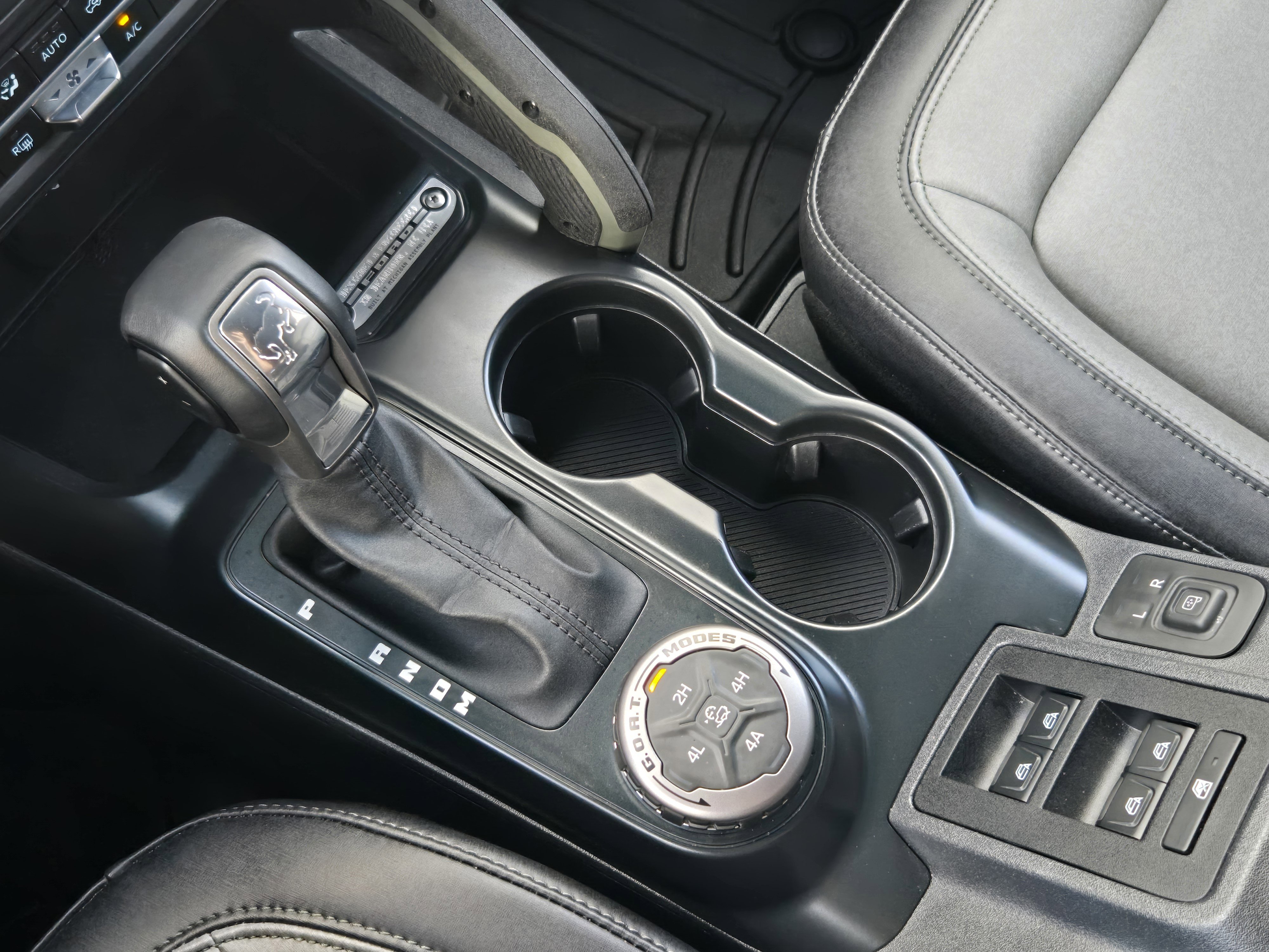 Used 2024 Ford Bronco Everglades image 15