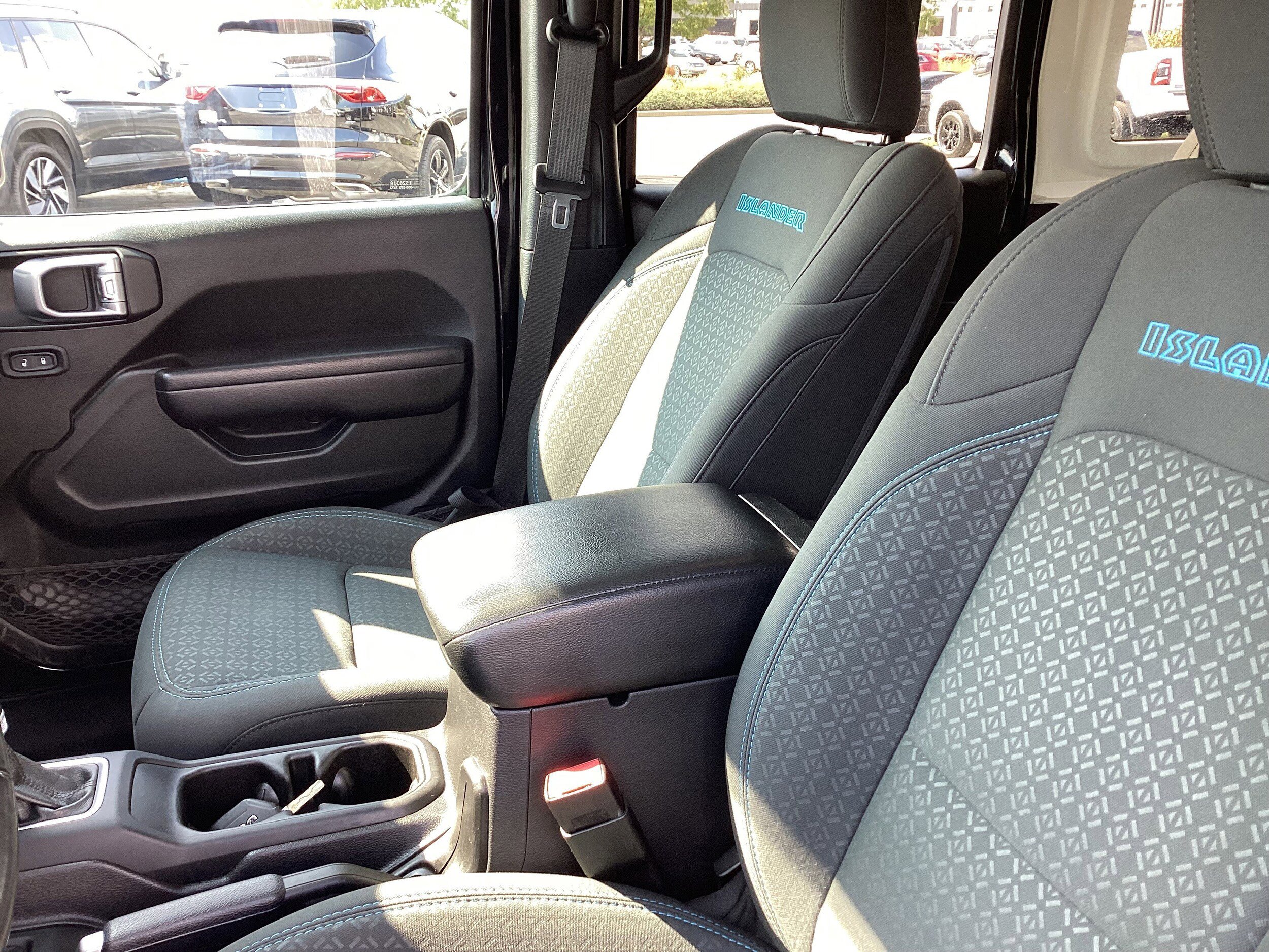 Used 2021 Jeep Wrangler Unlimited Sport image 12