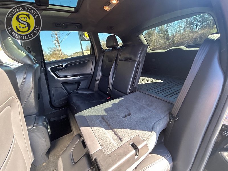 Used 2015 Volvo XC60 T5 Platinum w/ Climate Package FWD image 15