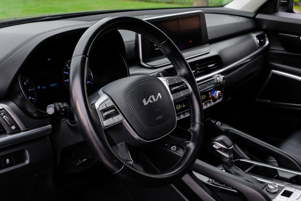 Used 2022 Kia Telluride S image 20