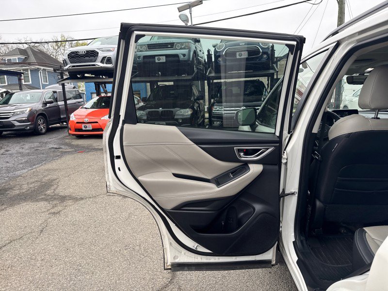 Used 2020 Subaru Forester Limited w/ Popular Package #3 image 12