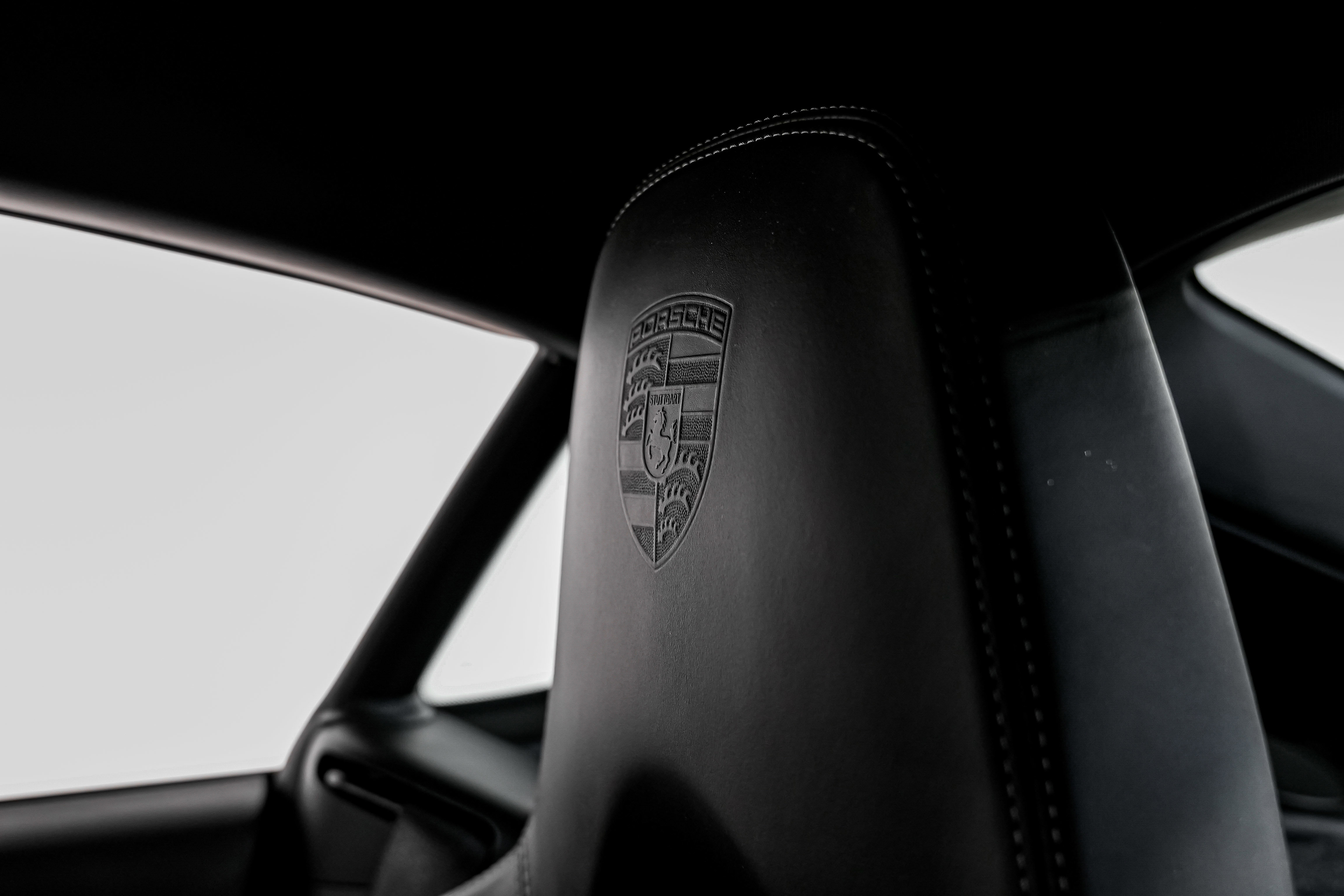 Used 2011 Porsche Cayman S image 18