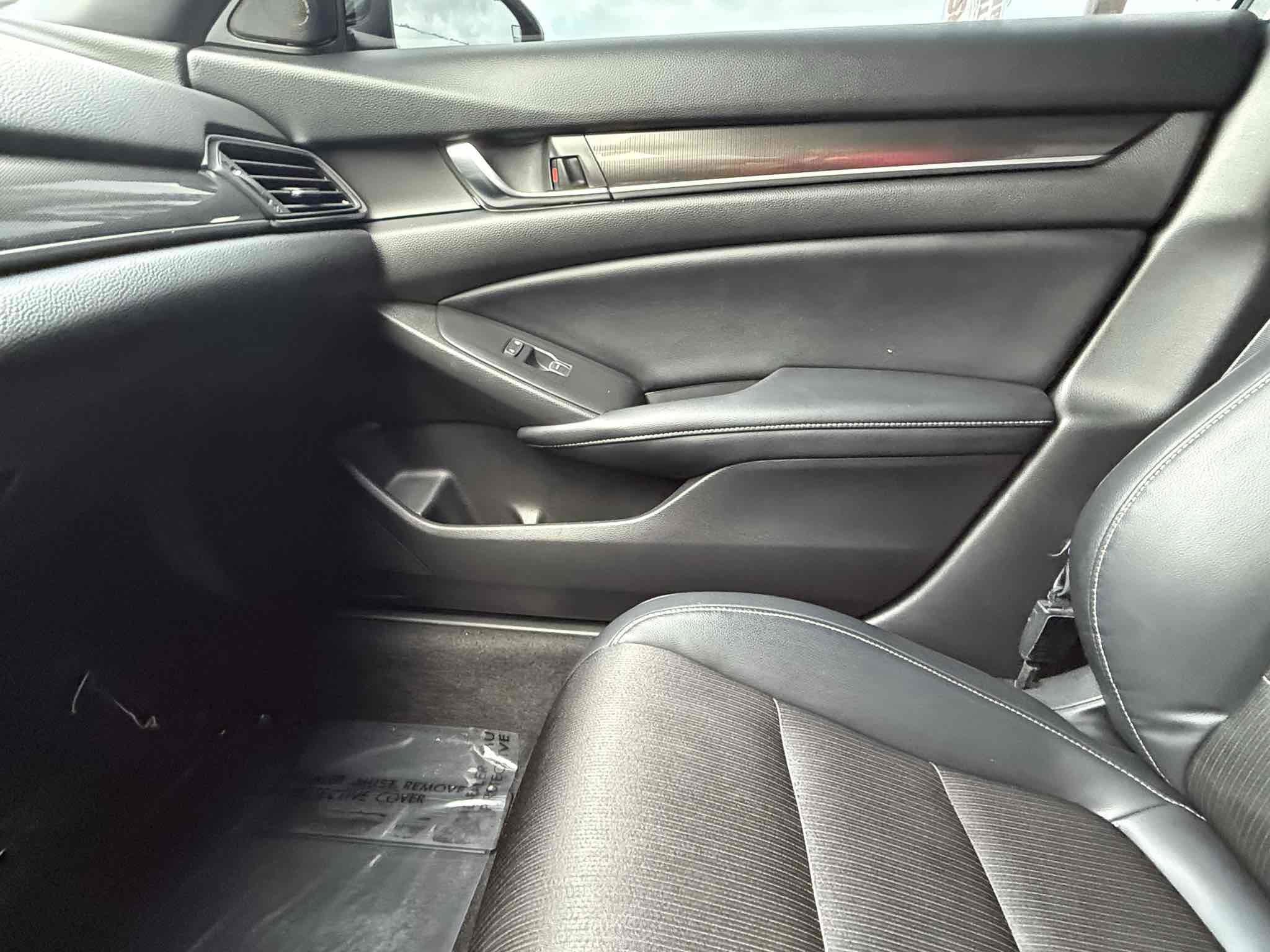 Used 2018 Honda Accord Sport image 98