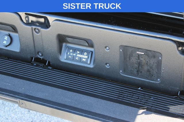 Used 2023 GMC Sierra 1500 AT4 w/ AT4 Premium Package AWD/4WD image 17